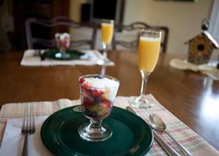 Tree Bed & Breakfast Elsah