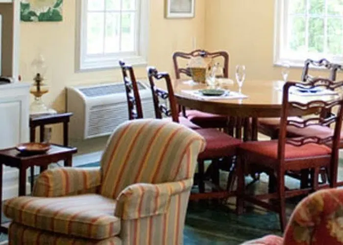 Tree Bed & Breakfast 3*